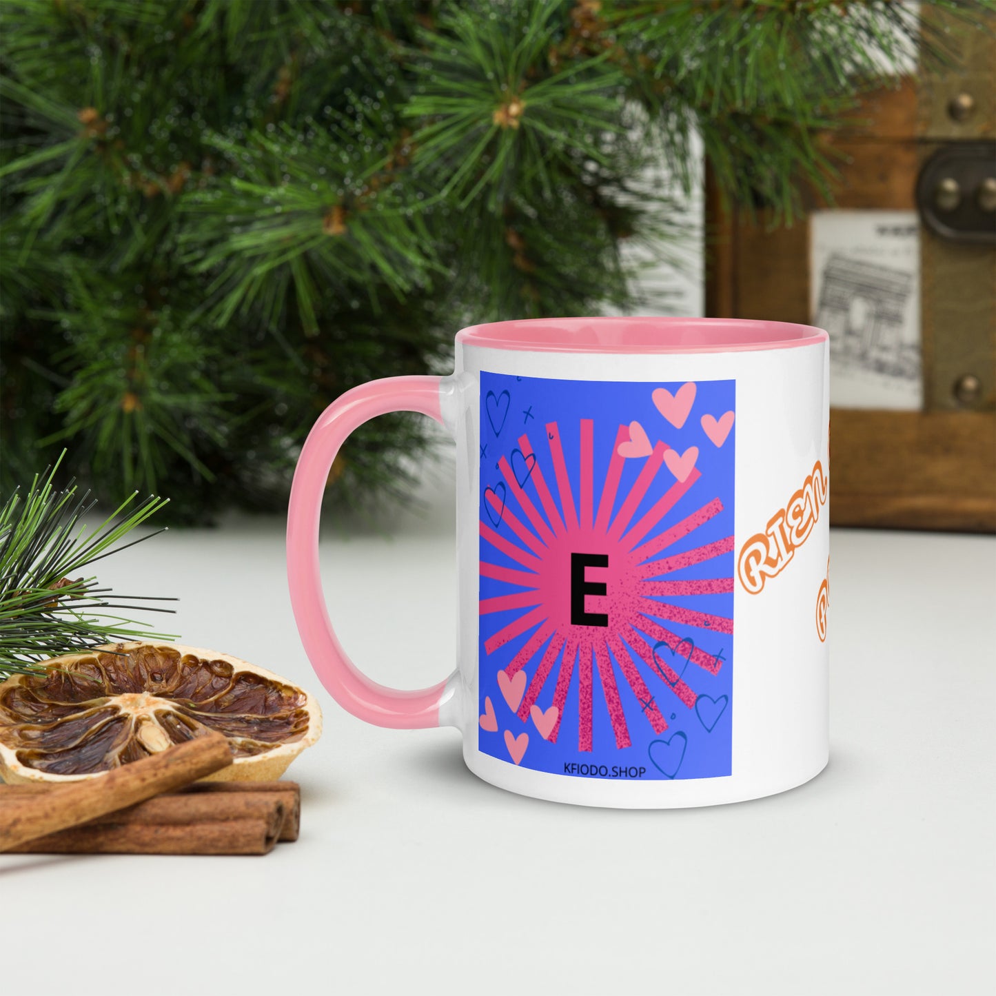 Mug *E* à Intérieur Coloré