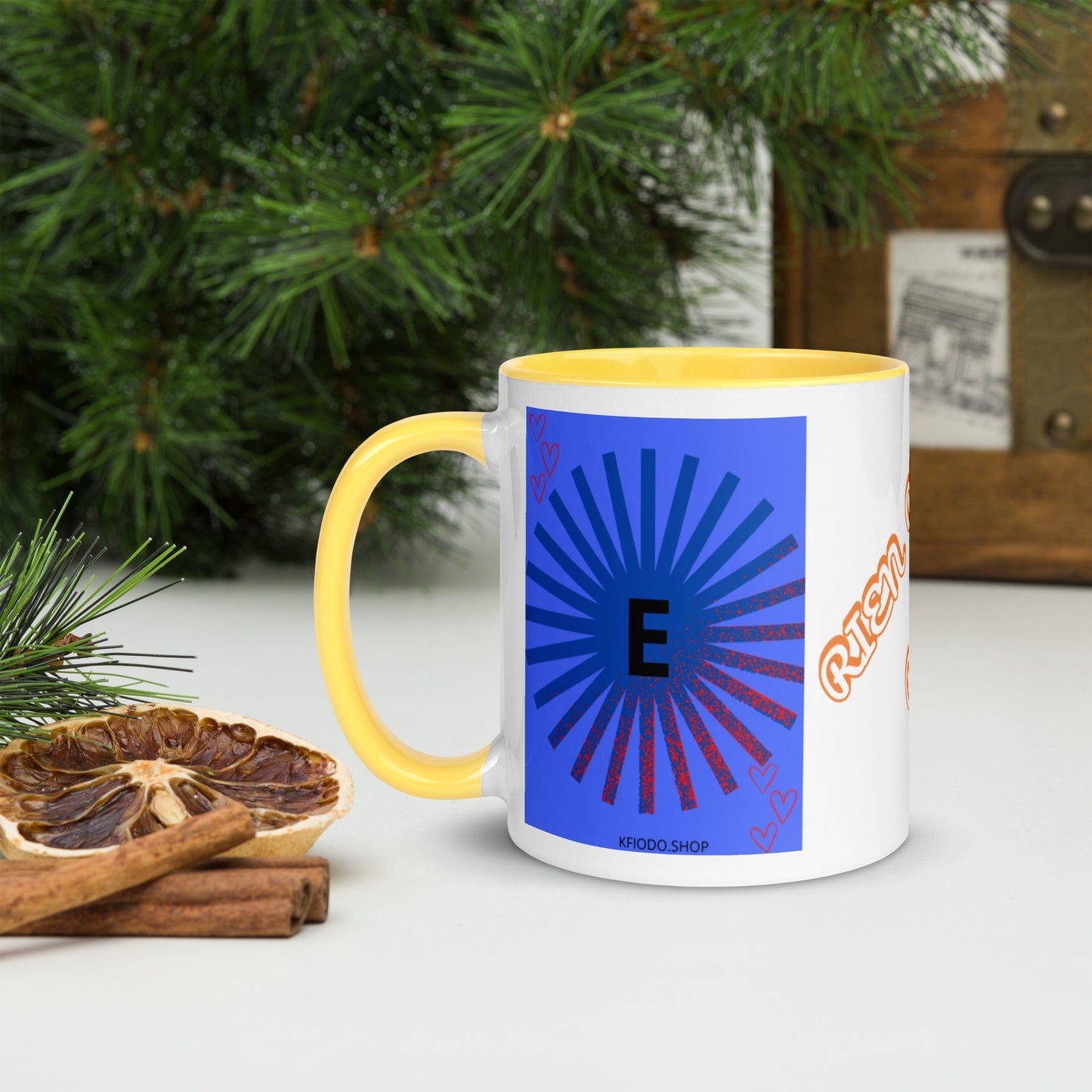 Mug *E à Intérieur Coloré