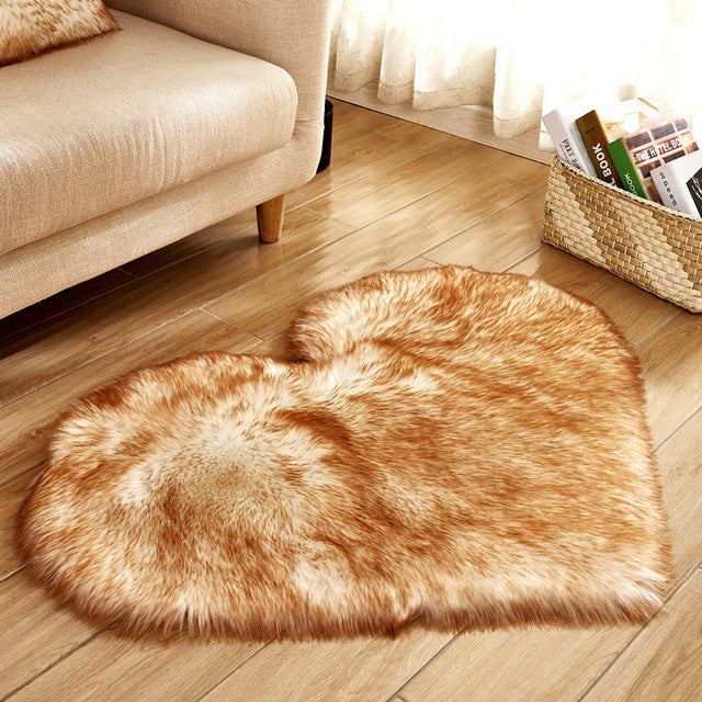 Tapis moelleux en forme de coeur