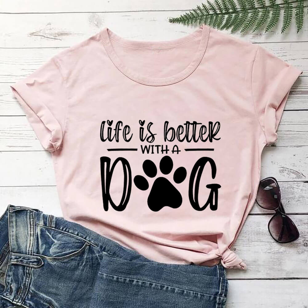 T-shirts: La vie est meilleure avec un chien