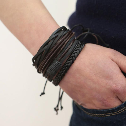 Les bracelets en cuir