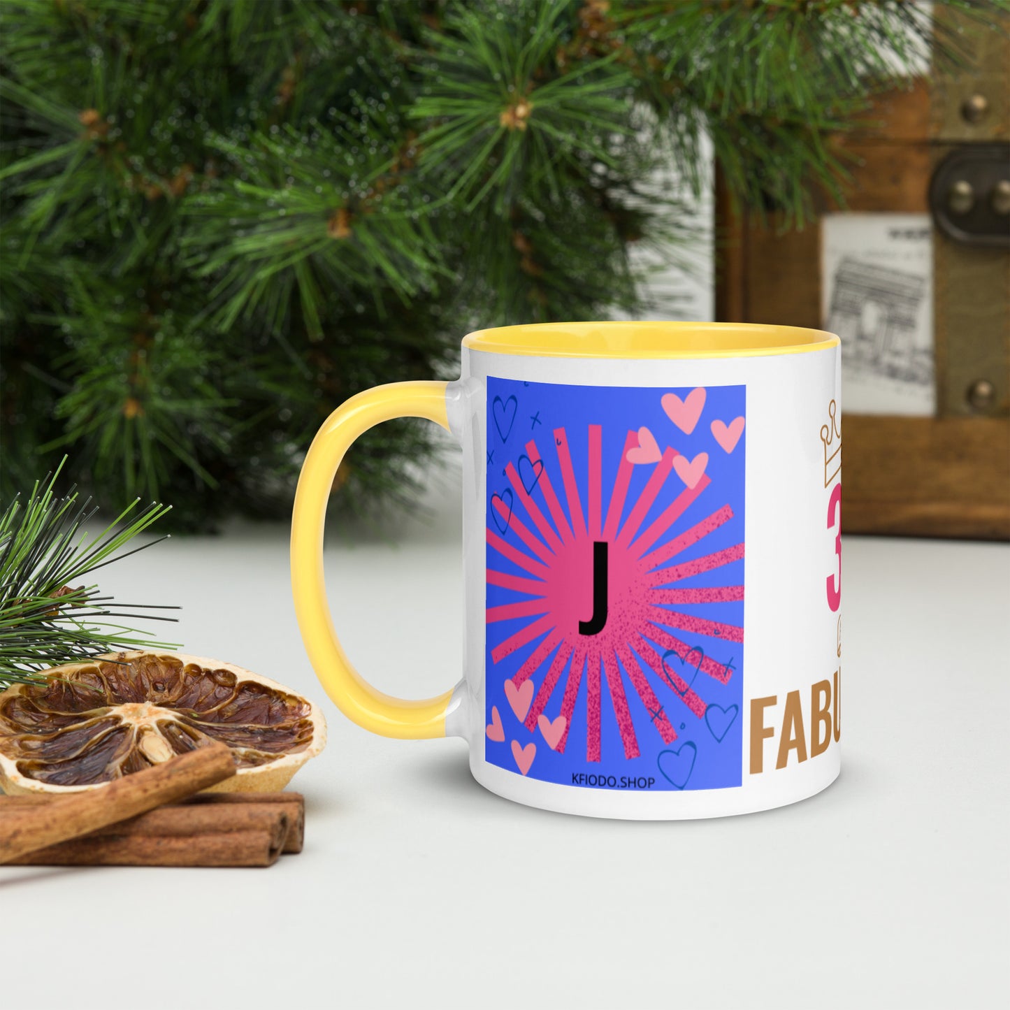 Mug *J* à Intérieur Coloré